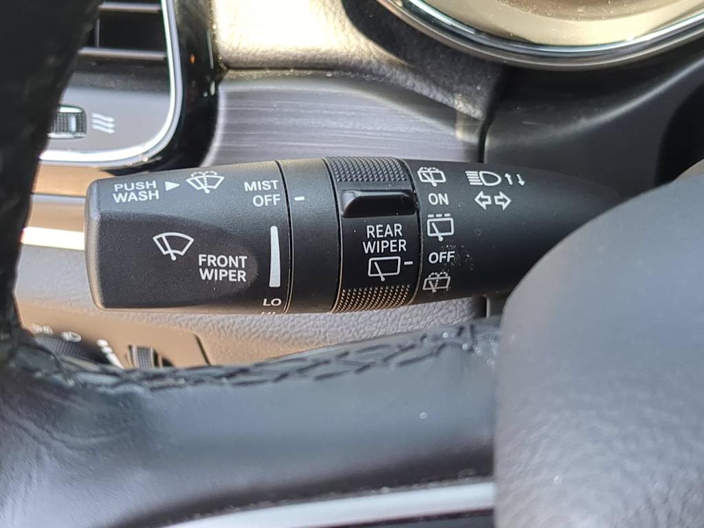Thumbnail: 2021 Jeep Grand Cherokee - 31