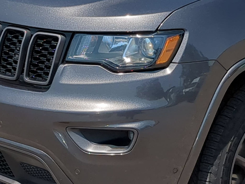 Thumbnail: 2021 Jeep Grand Cherokee - 24