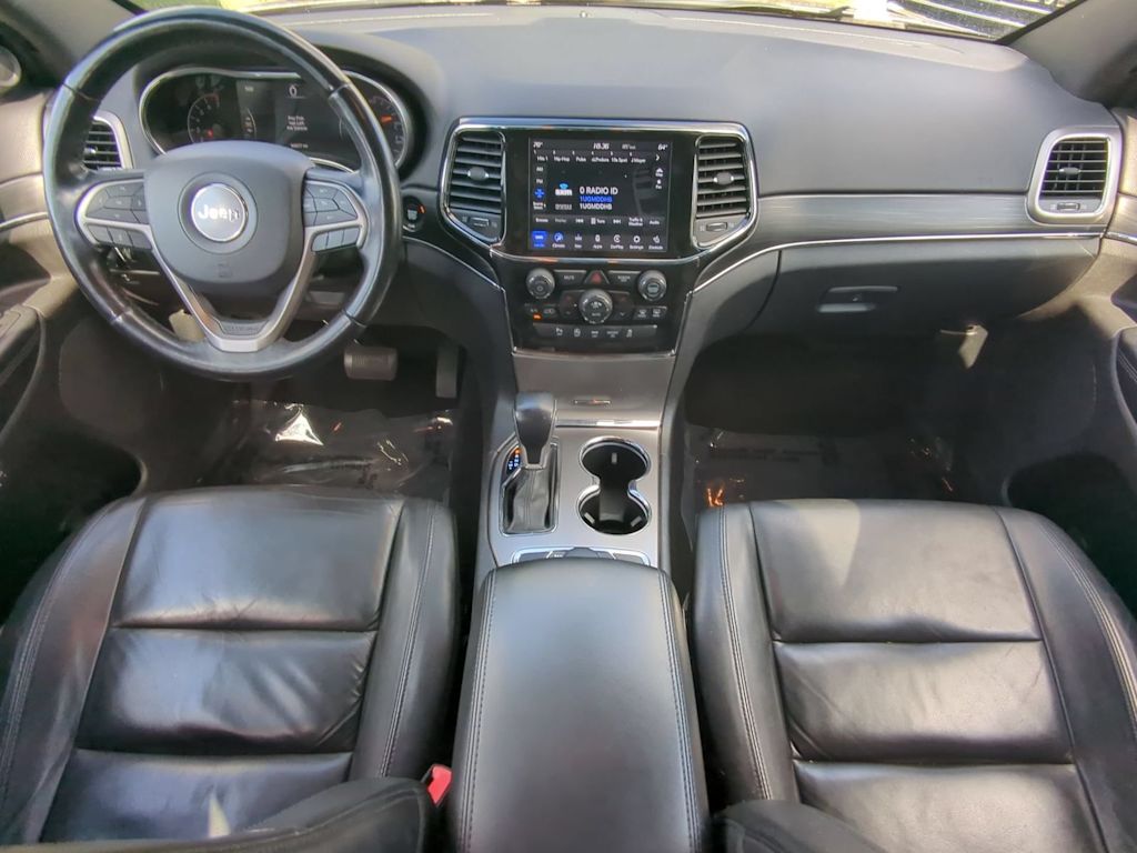 Thumbnail: 2020 Jeep Grand Cherokee - 9