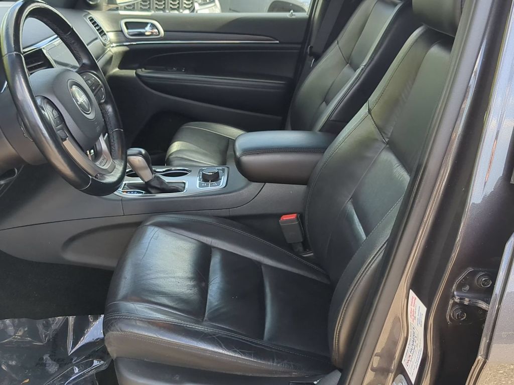Thumbnail: 2020 Jeep Grand Cherokee - 10