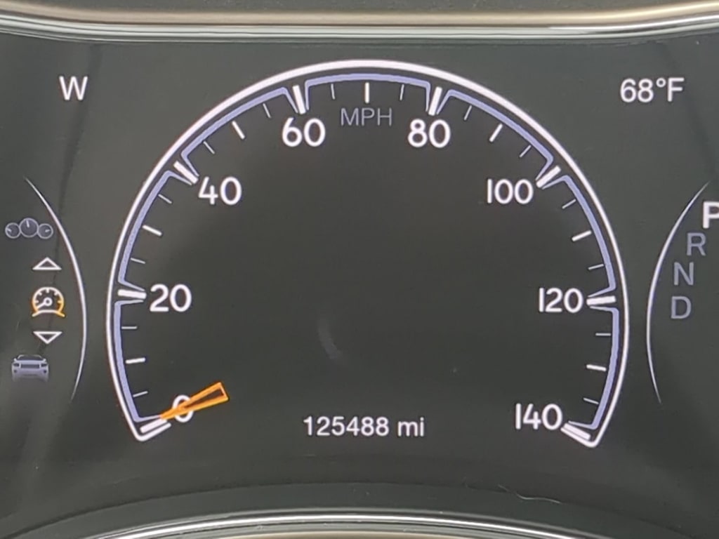 Thumbnail: 2016 Jeep Grand Cherokee - 16