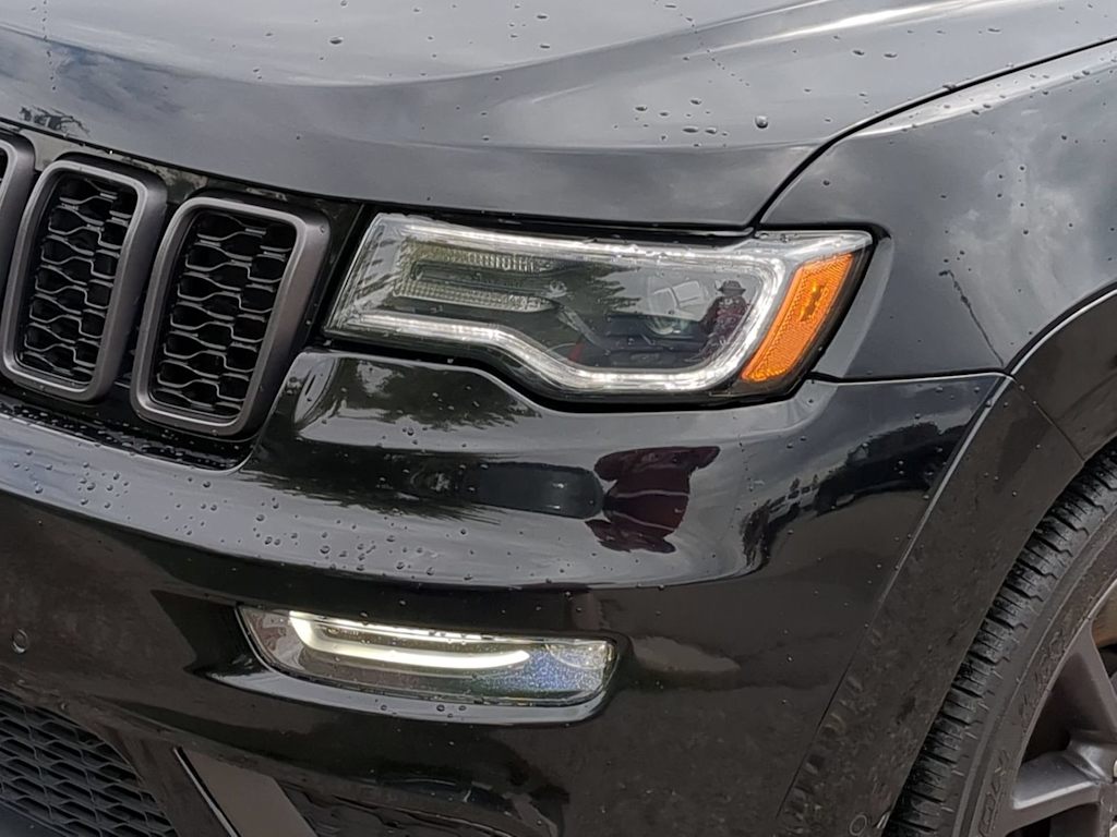 Thumbnail: 2021 Jeep Grand Cherokee - 24
