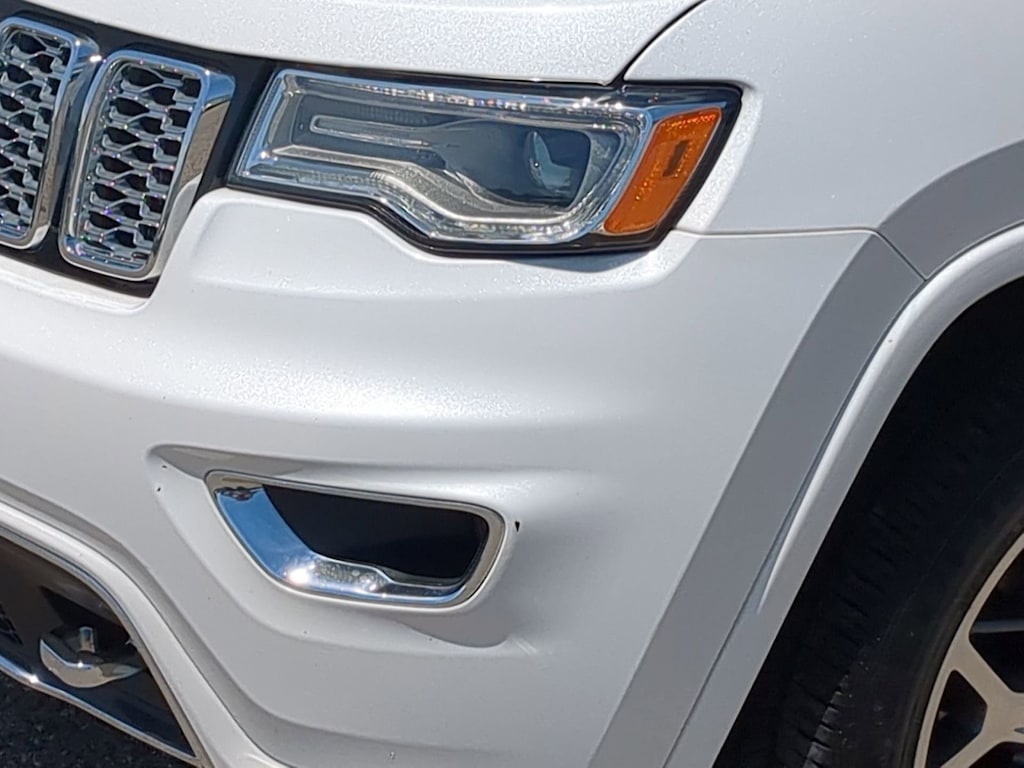 Thumbnail: 2020 Jeep Grand Cherokee - 24