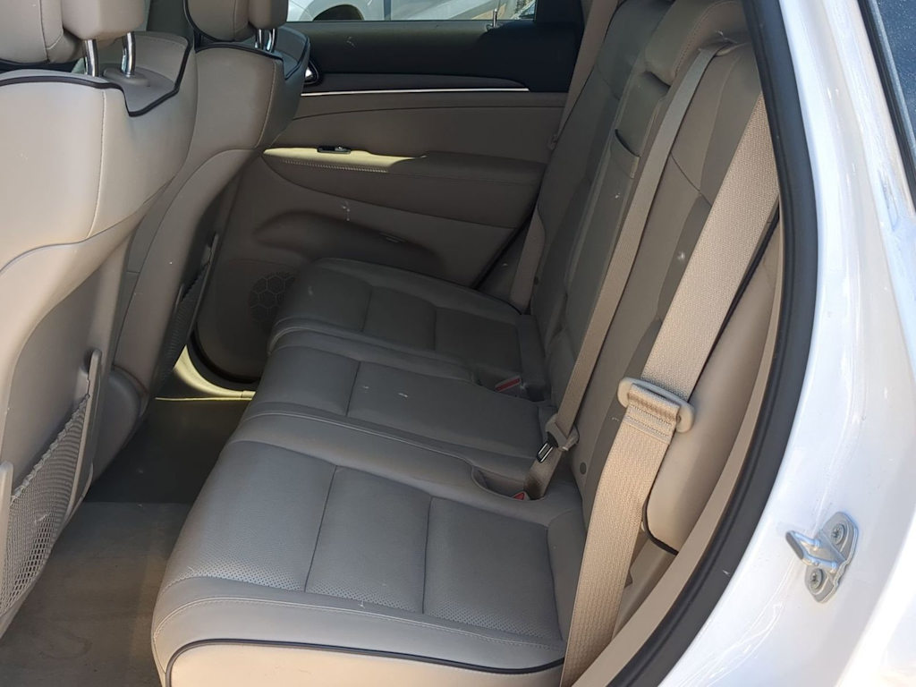 Thumbnail: 2020 Jeep Grand Cherokee - 26