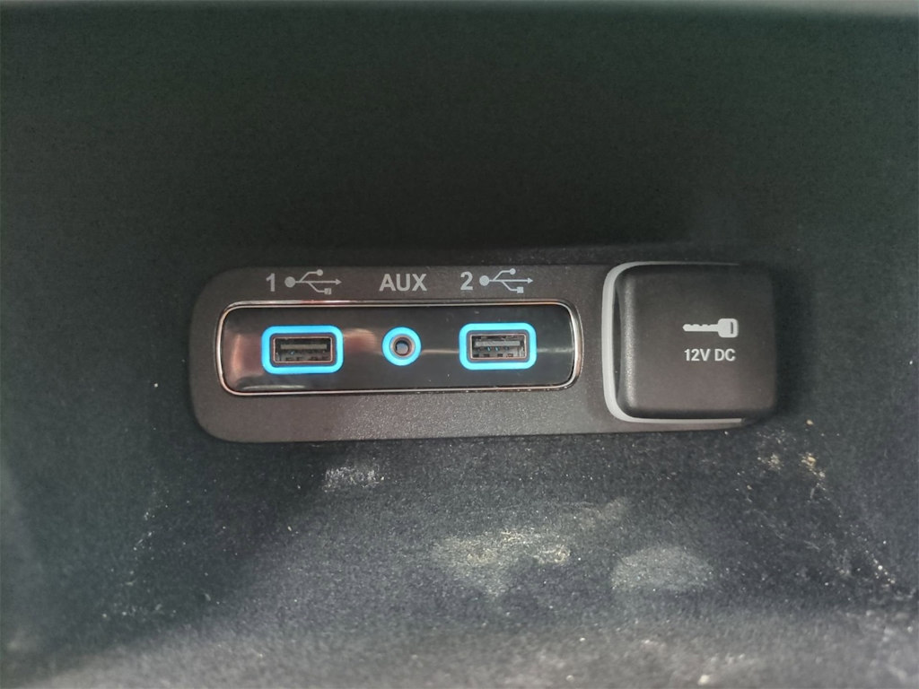 Thumbnail: 2020 Jeep Grand Cherokee - 17