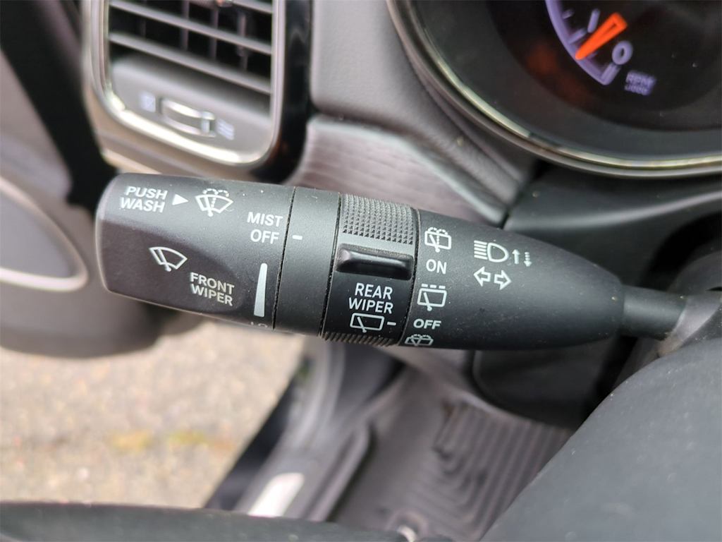 Thumbnail: 2020 Jeep Grand Cherokee - 16