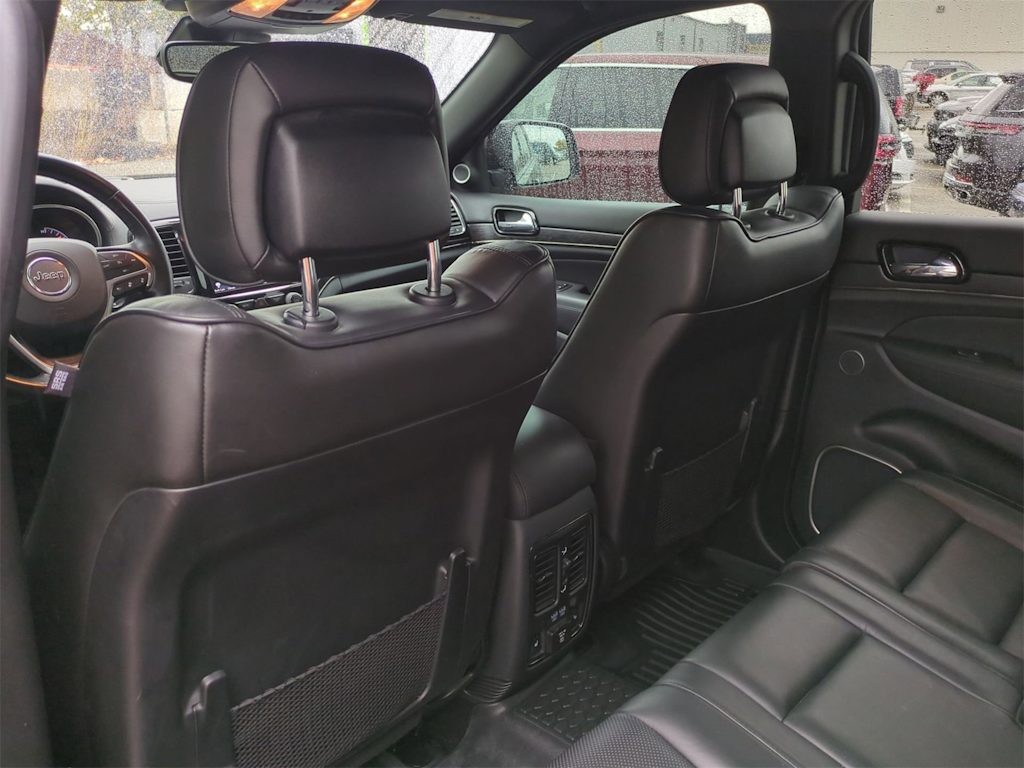 Thumbnail: 2020 Jeep Grand Cherokee - 11