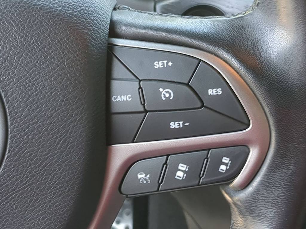 Thumbnail: 2020 Jeep Grand Cherokee - 28