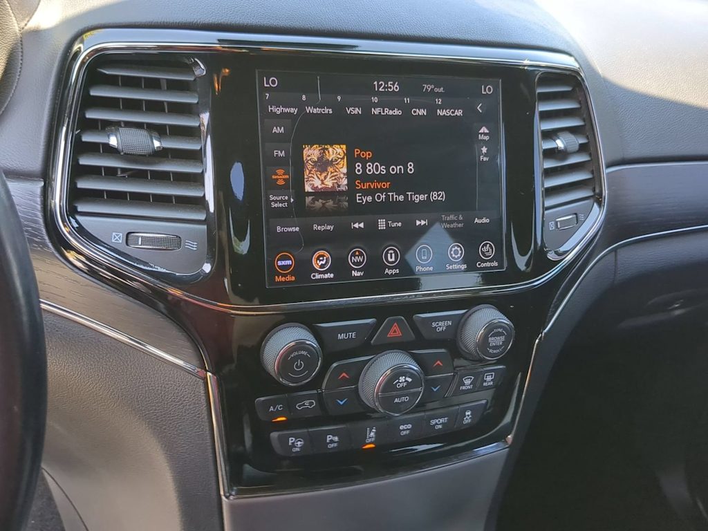 Thumbnail: 2020 Jeep Grand Cherokee - 14