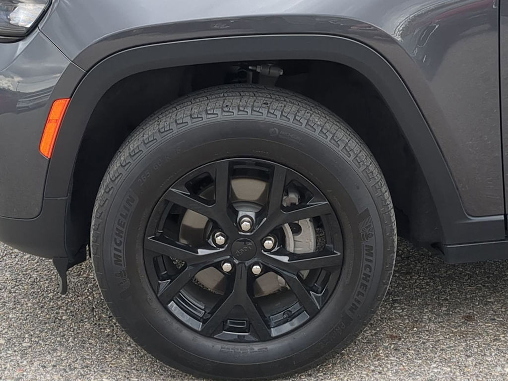 Thumbnail: 2024 Jeep Grand Cherokee - 8