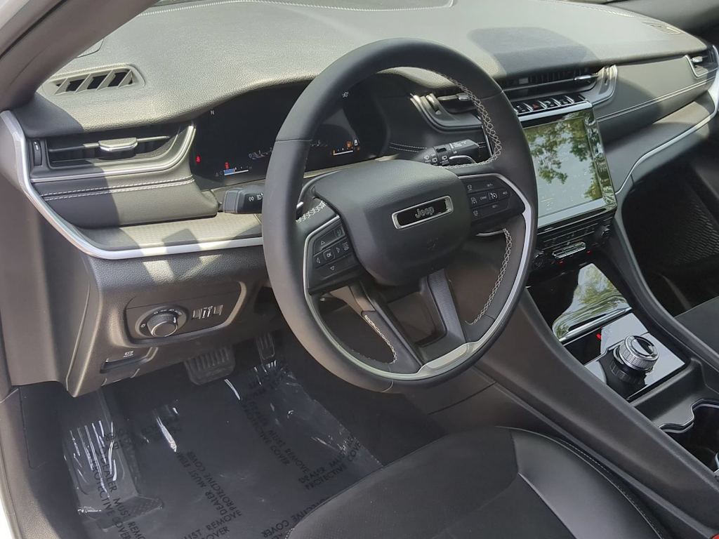 Thumbnail: 2023 Jeep Grand Cherokee - 2