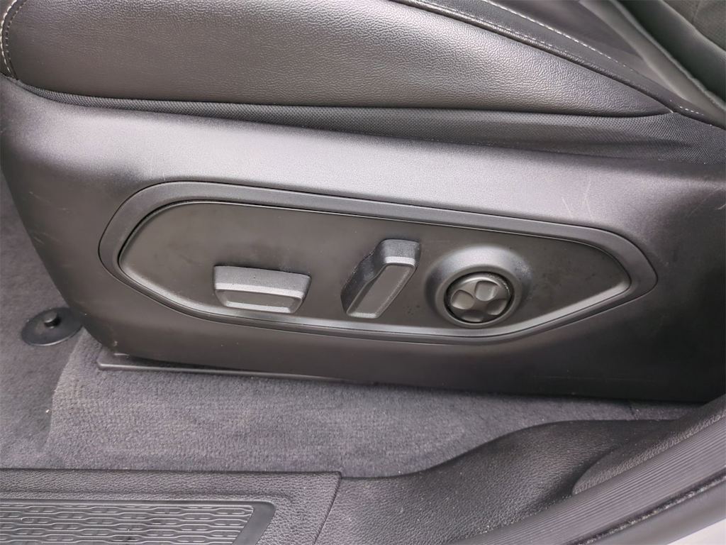 Thumbnail: 2023 Jeep Grand Cherokee - 25