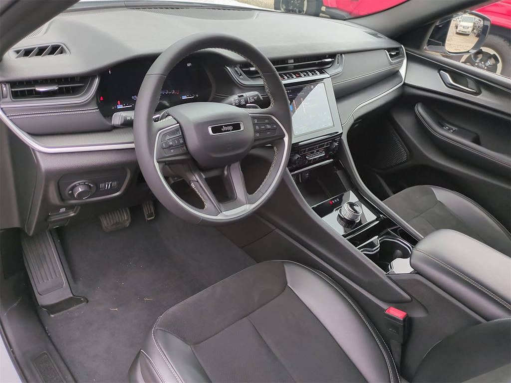 Thumbnail: 2023 Jeep Grand Cherokee - 2