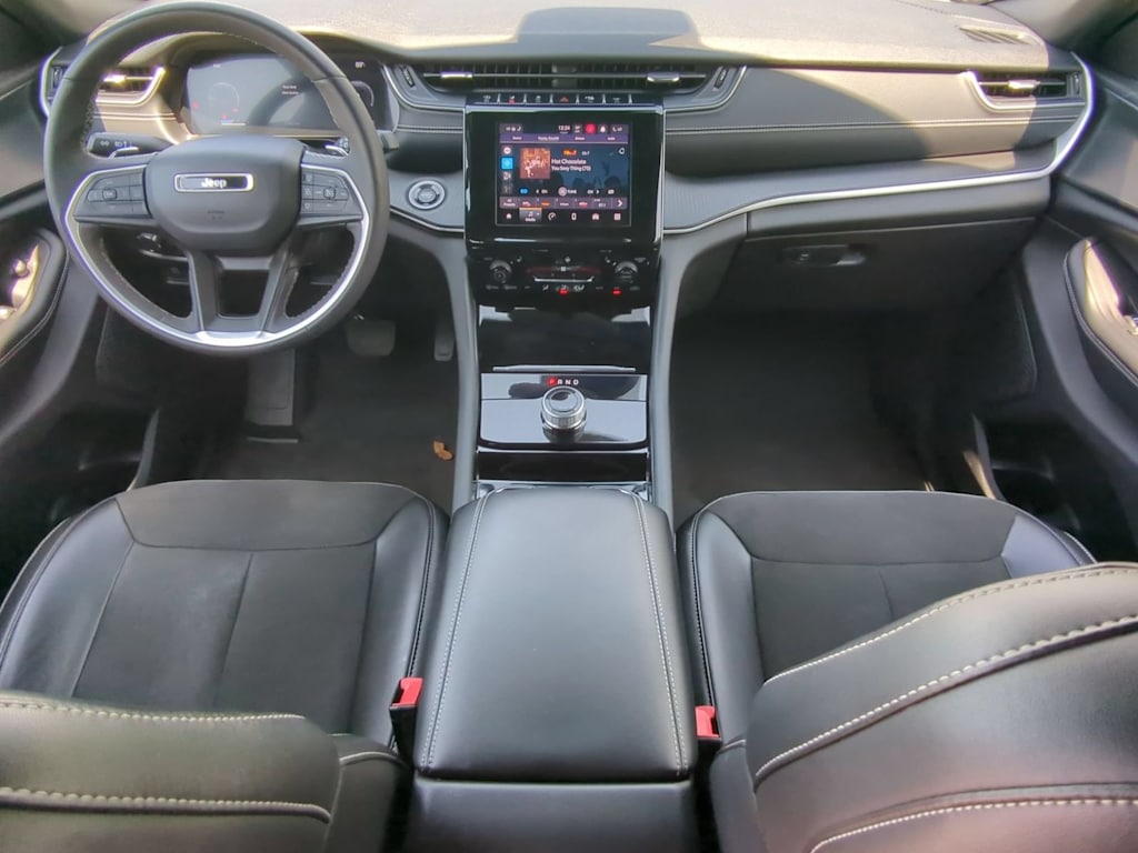 Thumbnail: 2023 Jeep Grand Cherokee - 9