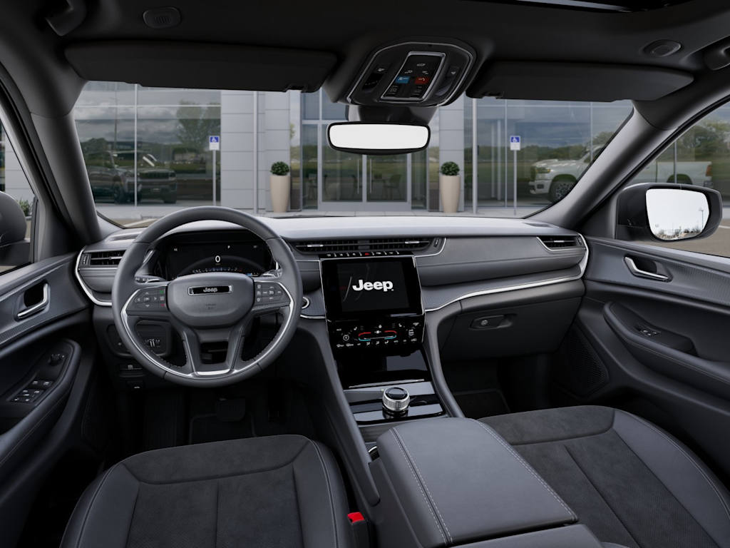 Thumbnail: 2025 Jeep Grand Cherokee - 2