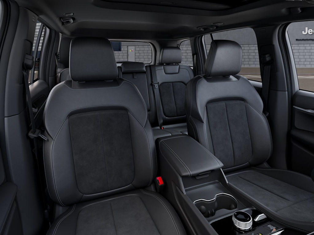 Thumbnail: 2026 Jeep Grand Cherokee - 9
