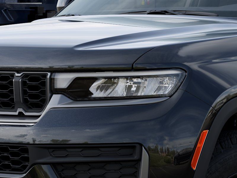 Thumbnail: 2026 Jeep Grand Cherokee - 16