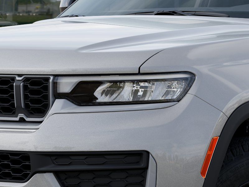 Thumbnail: 2026 Jeep Grand Cherokee - 17