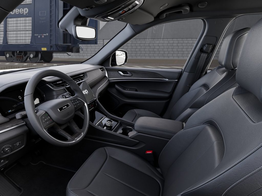 Thumbnail: 2025 Jeep Grand Cherokee - 24