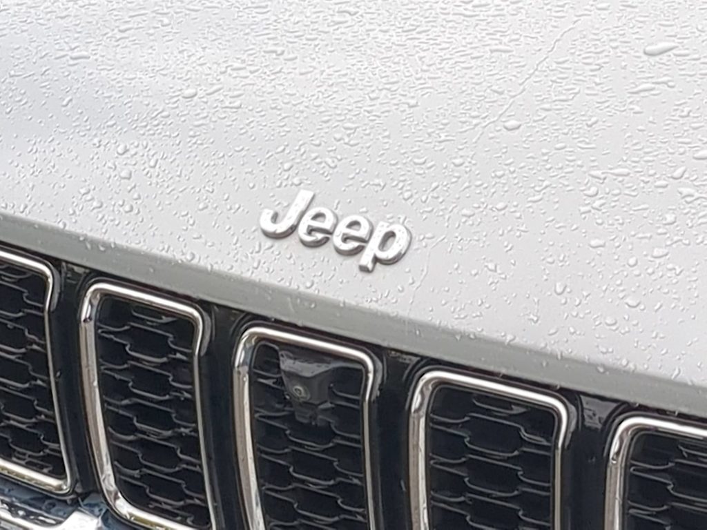 Thumbnail: 2023 Jeep Grand Cherokee - 7