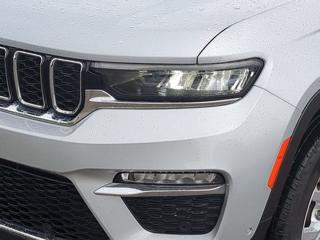 Thumbnail: 2023 Jeep Grand Cherokee - 22