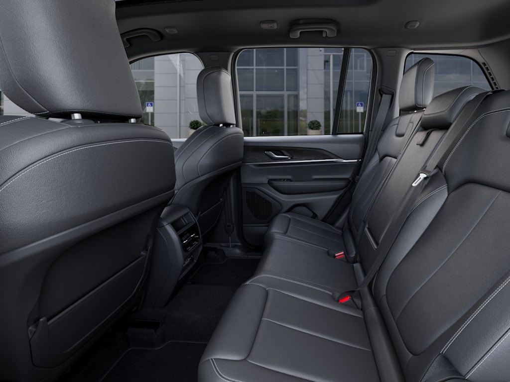 Thumbnail: 2025 Jeep Grand Cherokee - 11