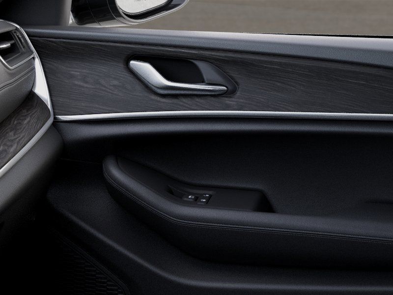 Thumbnail: 2025 Jeep Grand Cherokee - 25