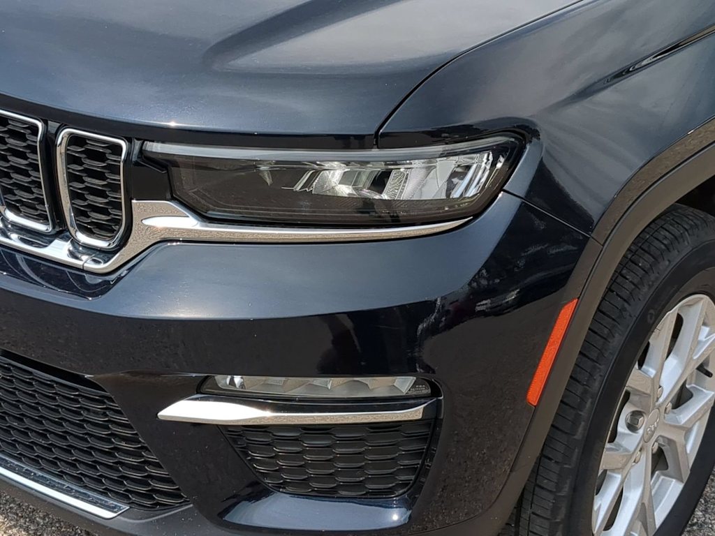 Thumbnail: 2023 Jeep Grand Cherokee - 23