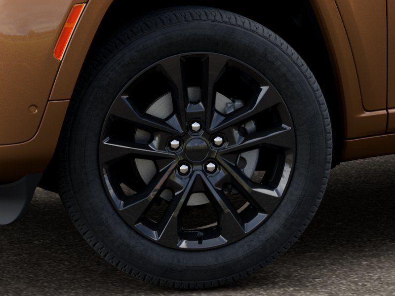 Thumbnail: 2026 Jeep Grand Cherokee - 8