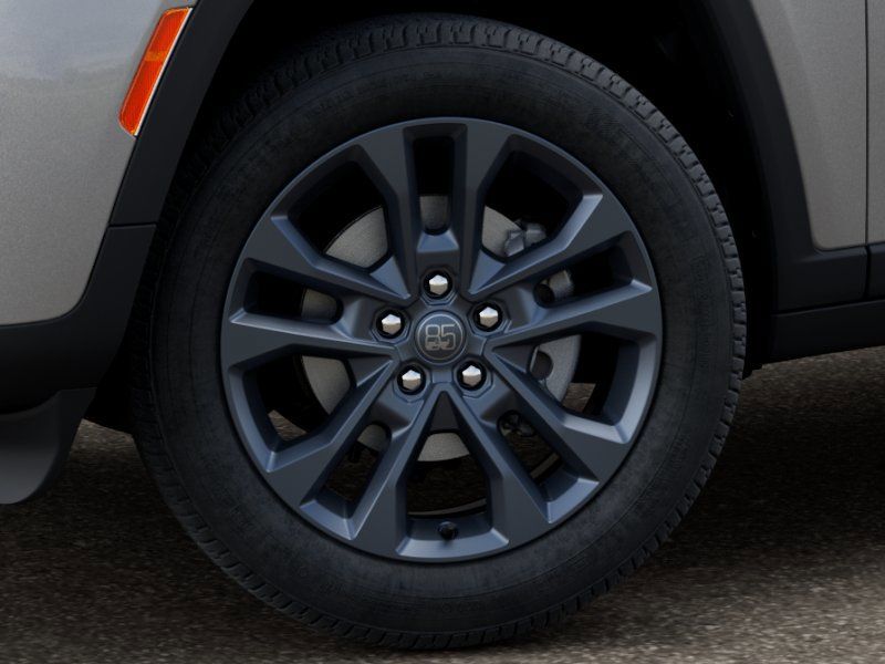 Thumbnail: 2026 Jeep Grand Cherokee - 8