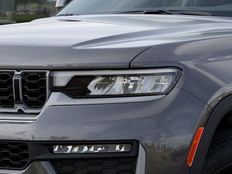 Thumbnail: 2026 Jeep Grand Cherokee - 17