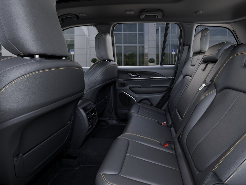 Thumbnail: 2026 Jeep Grand Cherokee - 11