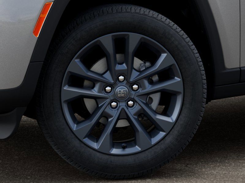 Thumbnail: 2026 Jeep Grand Cherokee - 8