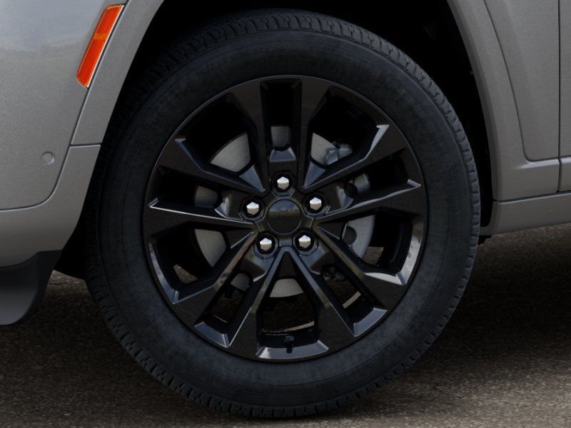 Thumbnail: 2026 Jeep Grand Cherokee - 8