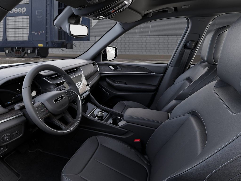 Thumbnail: 2026 Jeep Grand Cherokee - 10