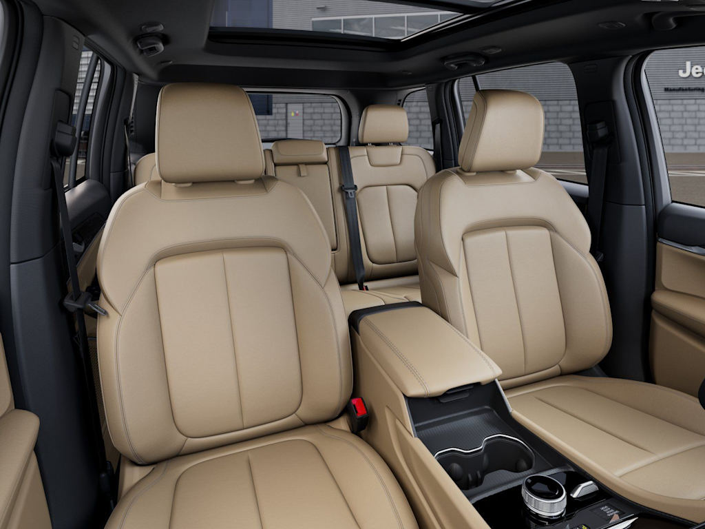 Thumbnail: 2026 Jeep Grand Cherokee - 9