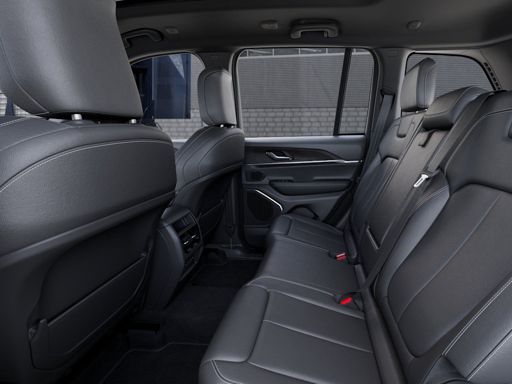 Thumbnail: 2026 Jeep Grand Cherokee - 11