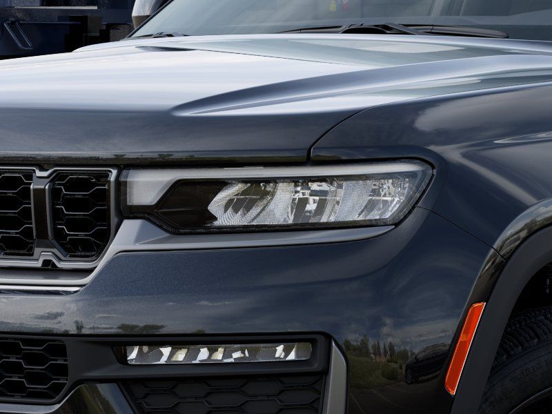Thumbnail: 2026 Jeep Grand Cherokee - 15