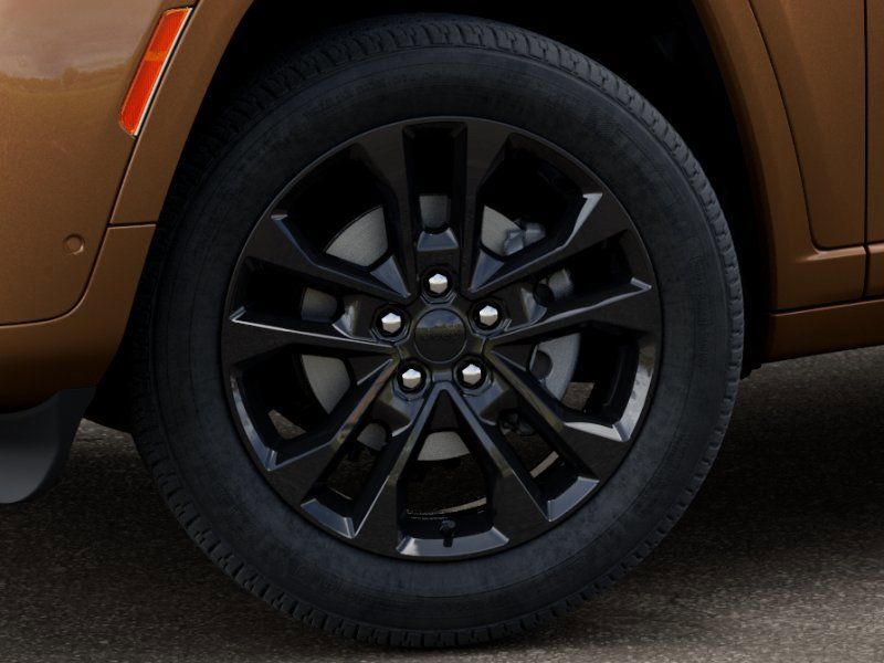 Thumbnail: 2026 Jeep Grand Cherokee - 8