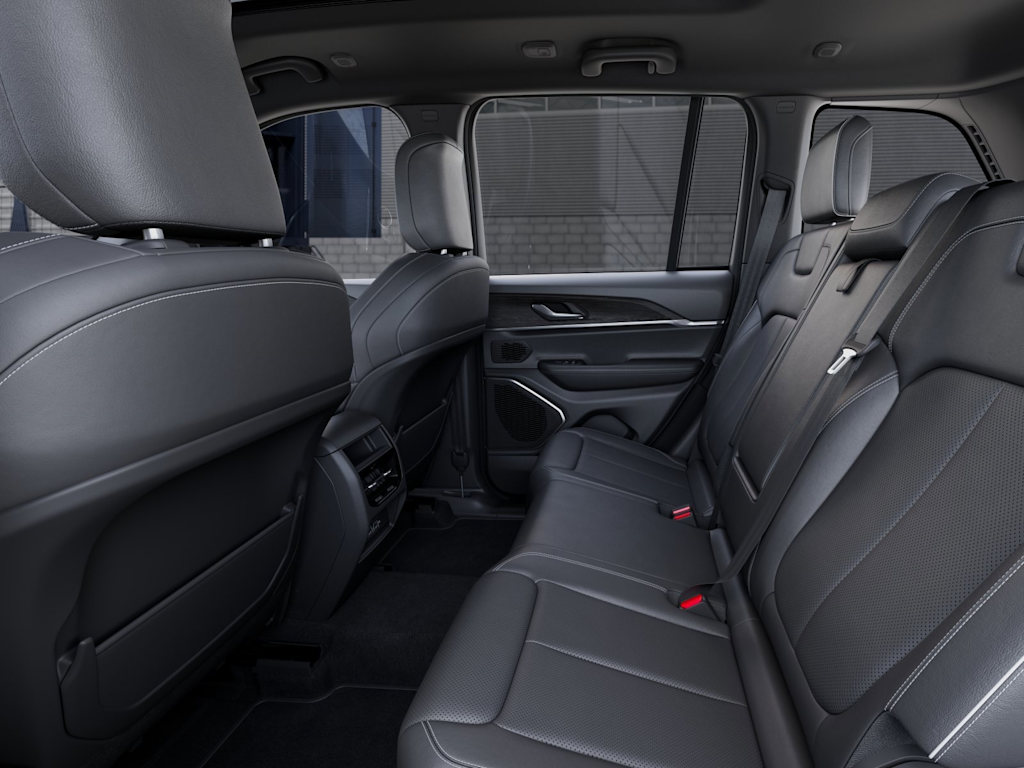 Thumbnail: 2026 Jeep Grand Cherokee - 10