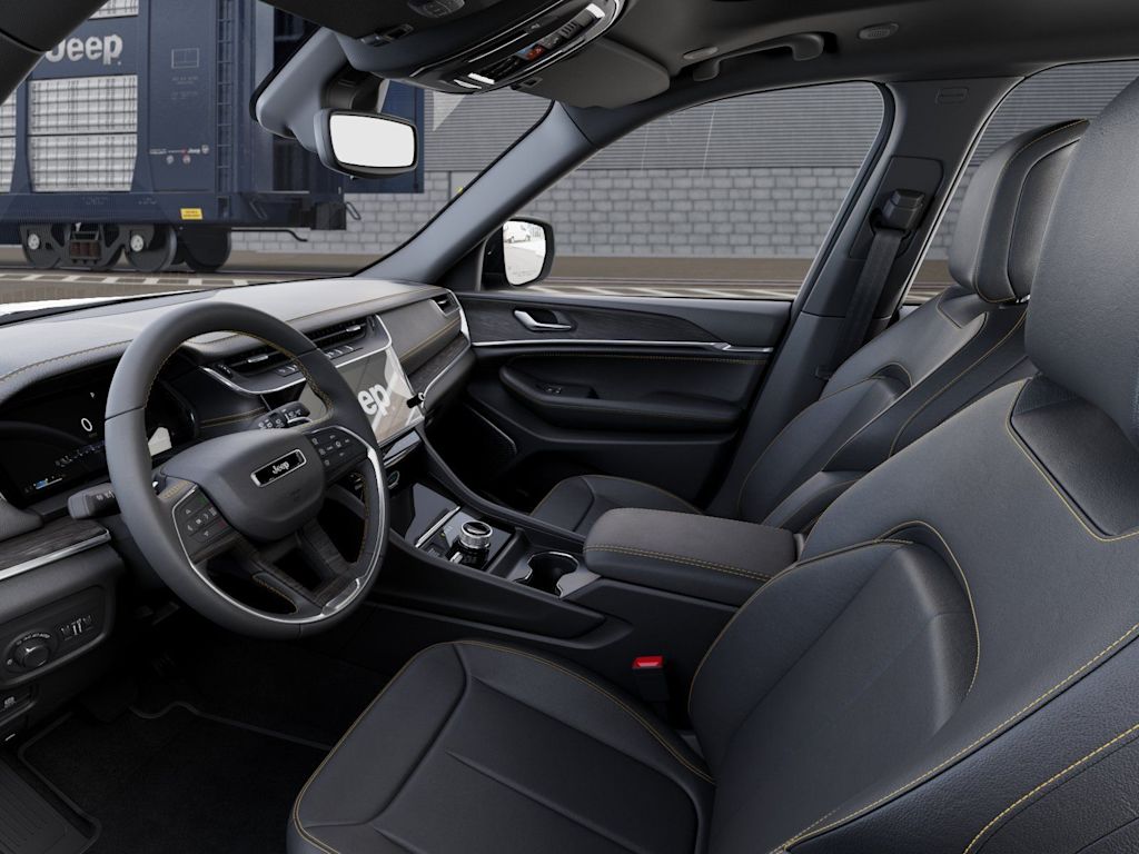 Thumbnail: 2026 Jeep Grand Cherokee - 10