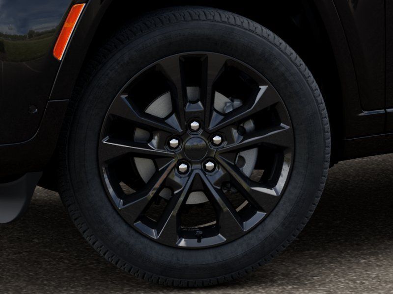 Thumbnail: 2026 Jeep Grand Cherokee - 7