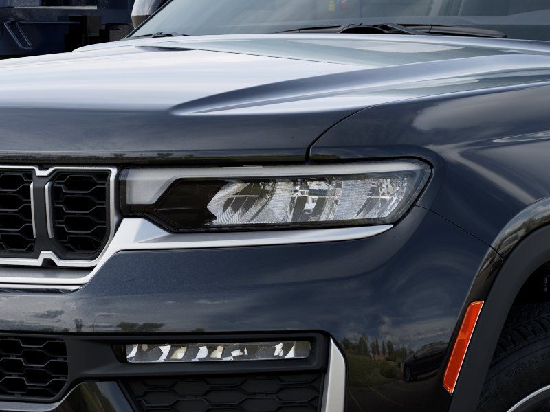 Thumbnail: 2026 Jeep Grand Cherokee - 16