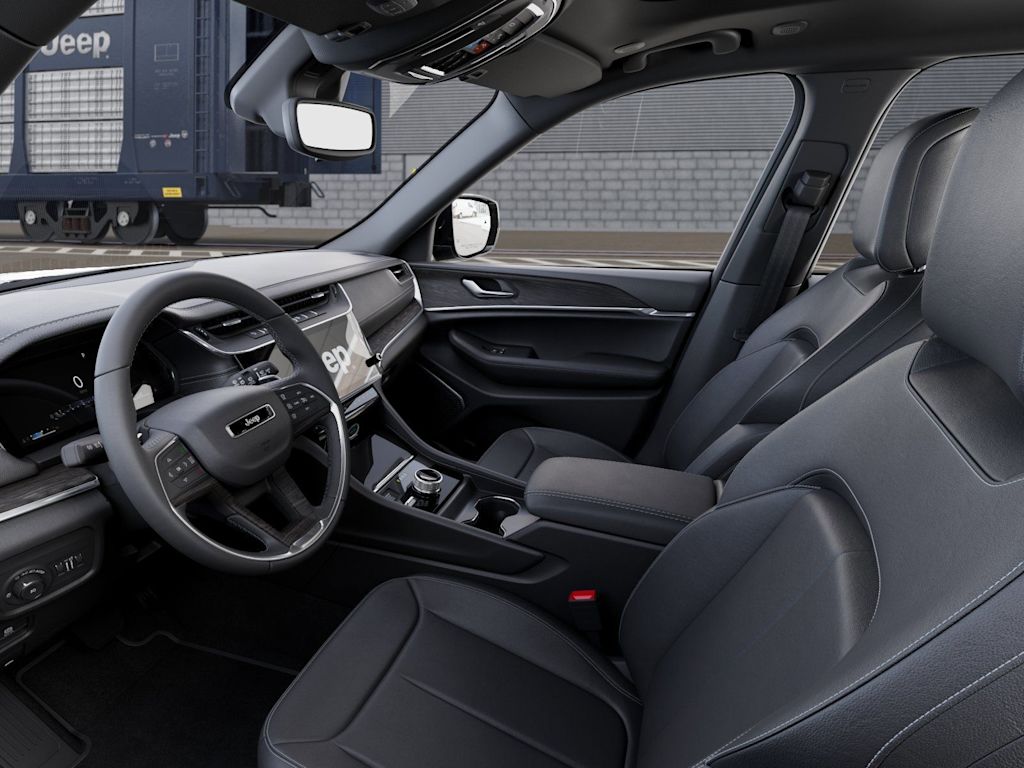 Thumbnail: 2026 Jeep Grand Cherokee - 10