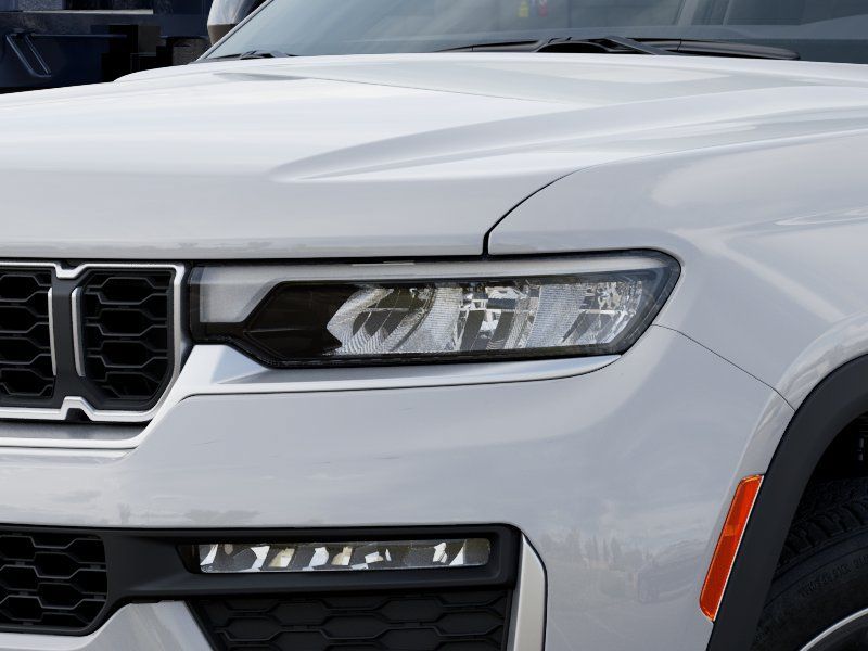 Thumbnail: 2026 Jeep Grand Cherokee - 16