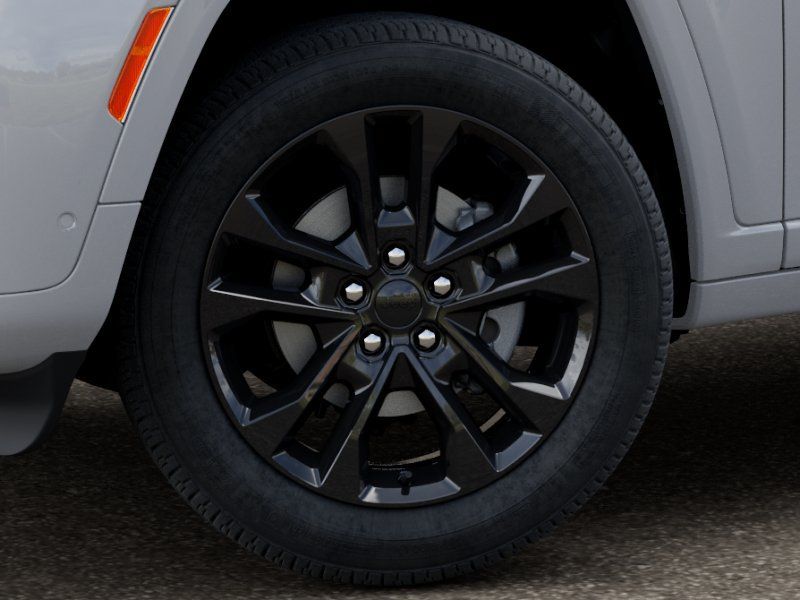 Thumbnail: 2026 Jeep Grand Cherokee - 8