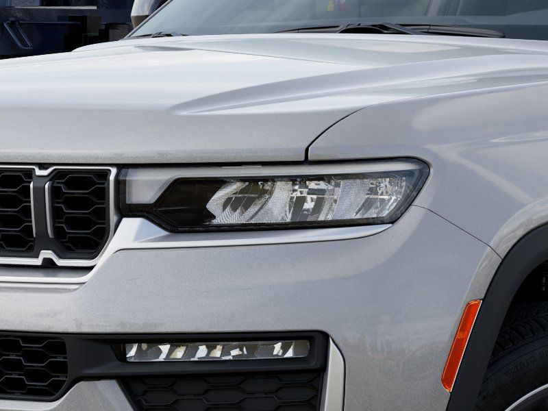 Thumbnail: 2026 Jeep Grand Cherokee - 16