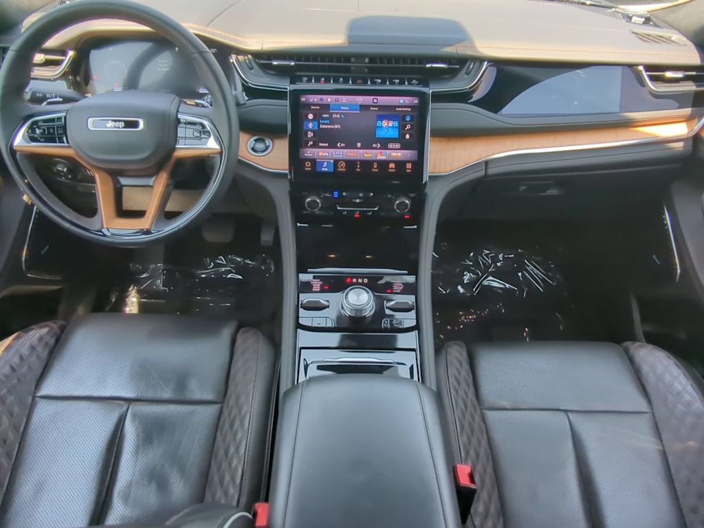 Thumbnail: 2024 Jeep Grand Cherokee - 8