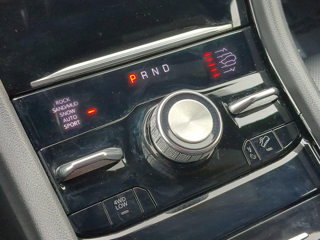 Thumbnail: 2024 Jeep Grand Cherokee - 35