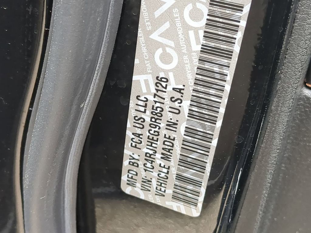 Thumbnail: 2024 Jeep Grand Cherokee - 16